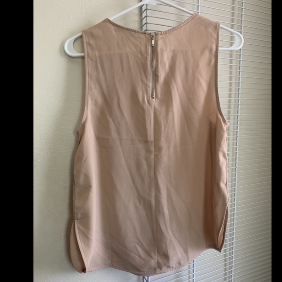 3/15 🎉 Forever 21 nude top - Picture 2 of 3